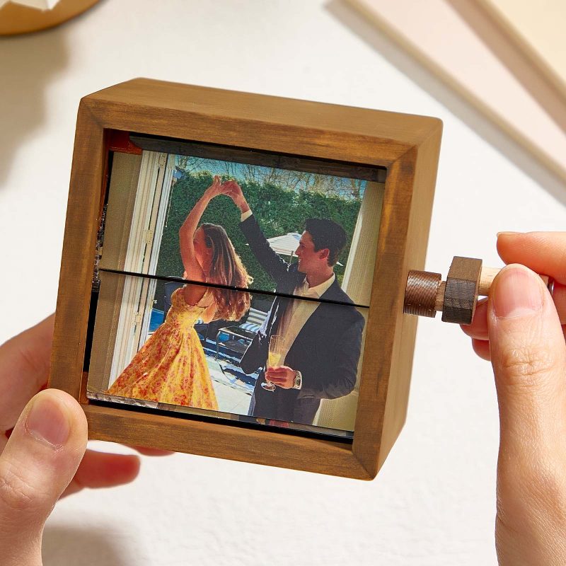 Custom Photo Flipbook Frame Animation Machine Mechanical Hand-cranked Flipbook Box with Light Black Walnut Christmas Gifts