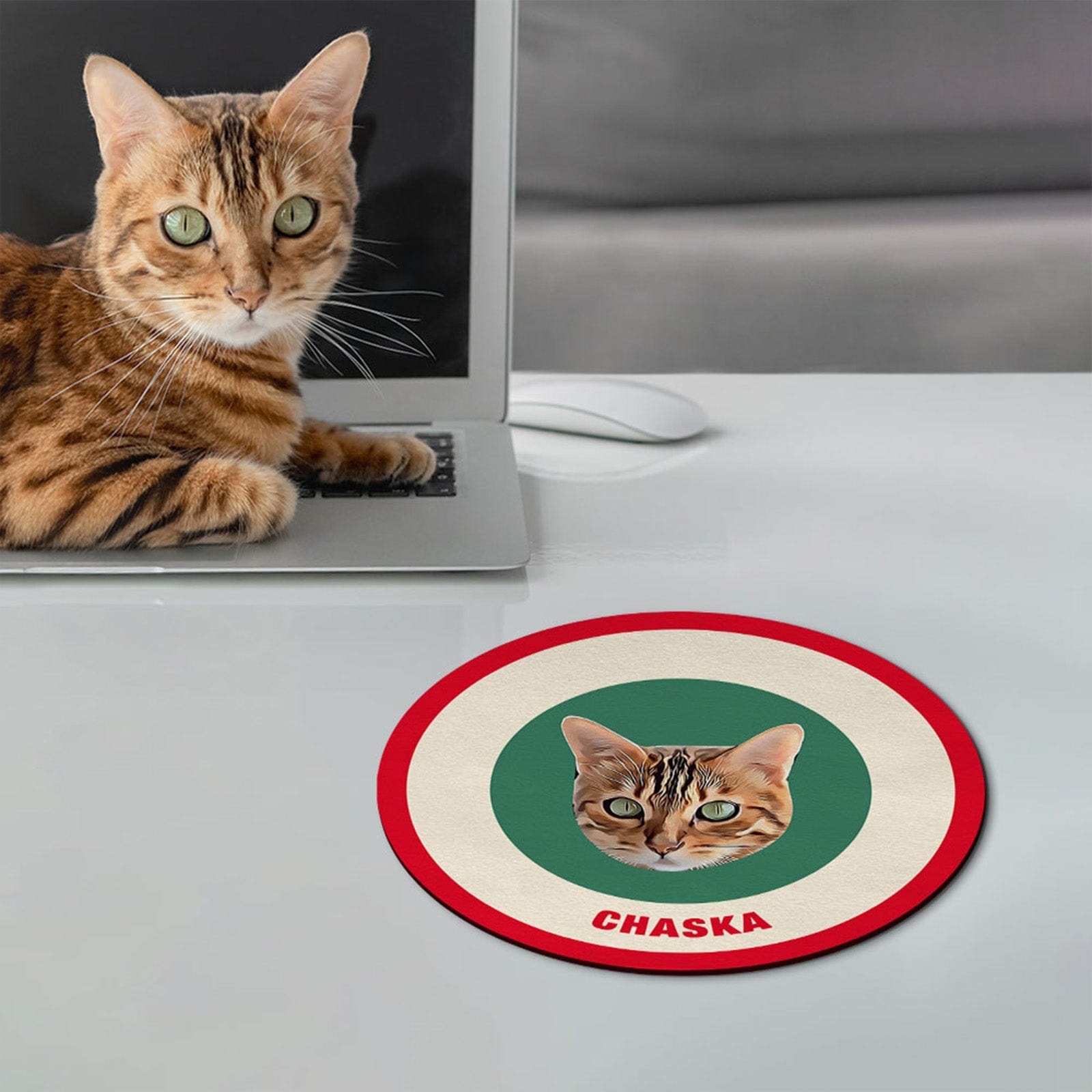 Custom Round Mouse Pad Personalized Pet Face with Name Gift for Pet Lover - Red & Green - Image 2