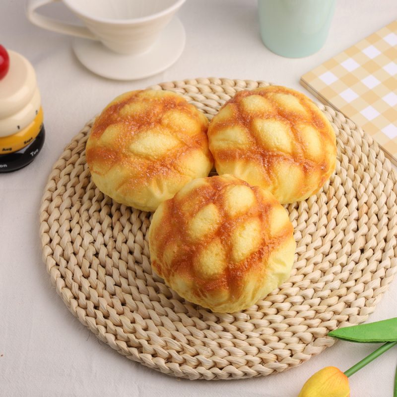 Pineapple Bun Squishy Slow Rebound Stress Relief Toy with Fragrance(1 PC)