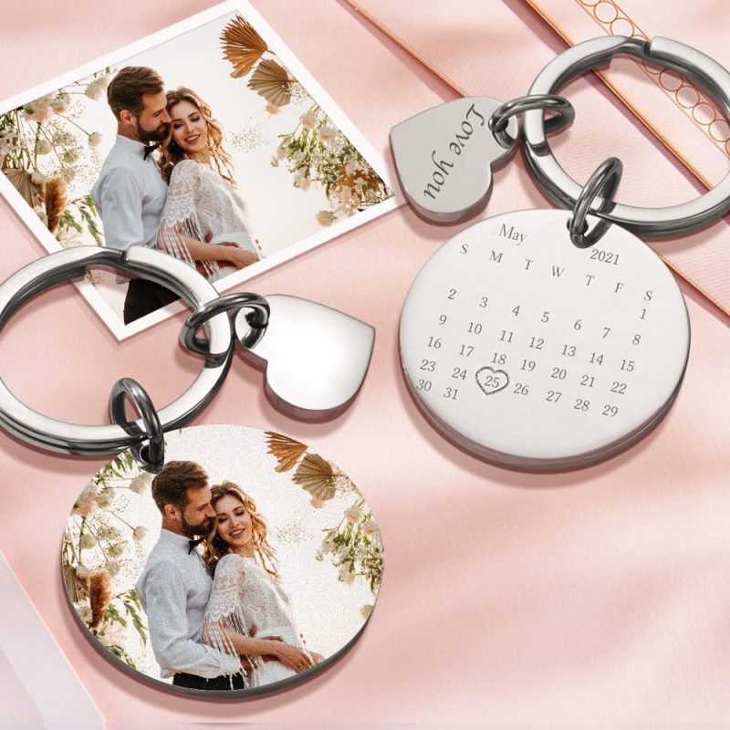 Date Keychain Custom Calendar Keychain Wedding Gifts