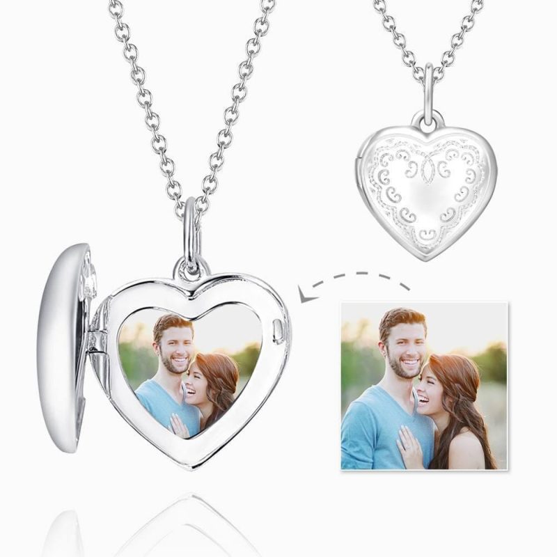 Heart Locket Photo Necklace with Engraving Name Embossed Printing Platinum Plated