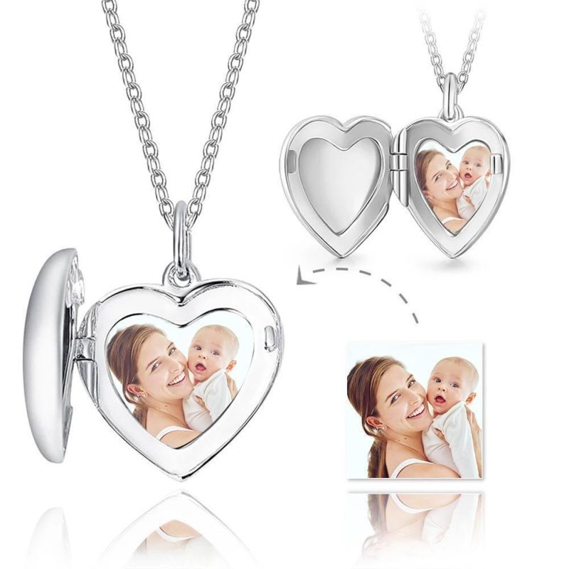 Engraved Heart Photo Locket Necklace Gifts for Mom