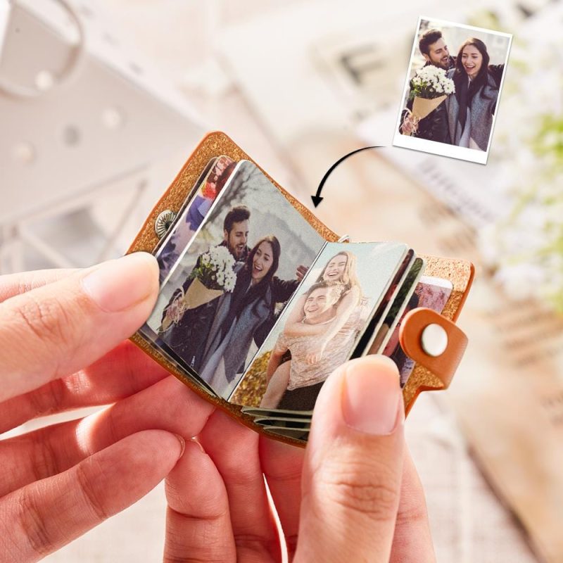 Photo Album Keychain Custom Christmas Gfit Leather Keychain with Photo Romantic Gifts