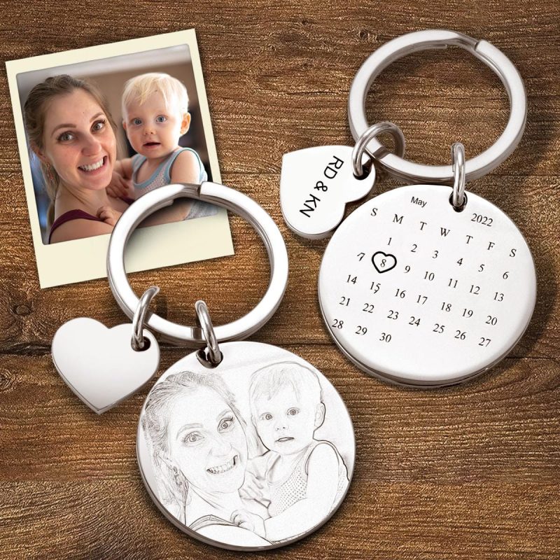 Custom Photo Engraved Keychain Date Save Keychain Date Marker Anniversary Gifts for MOM
