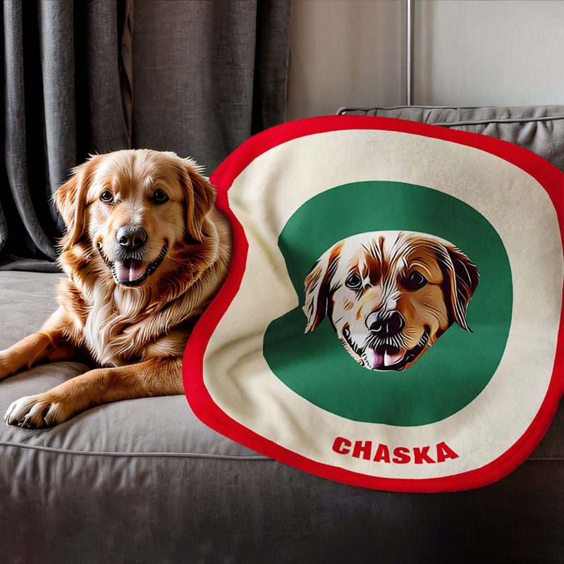 Custom Pet Face Blanket Personalized Round Blanket Gift for Pet Lover – Red & Green