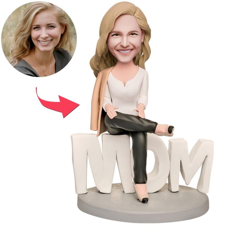 Personalized Bobblehead with Engraved Text Domineering Mother Mother’s Day Gift