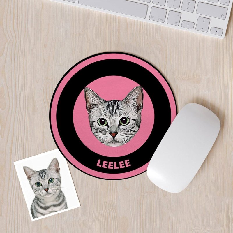 Custom Round Mouse Pad Personalized Pet Face with Name Gift for Pet Lover – Black & Pink