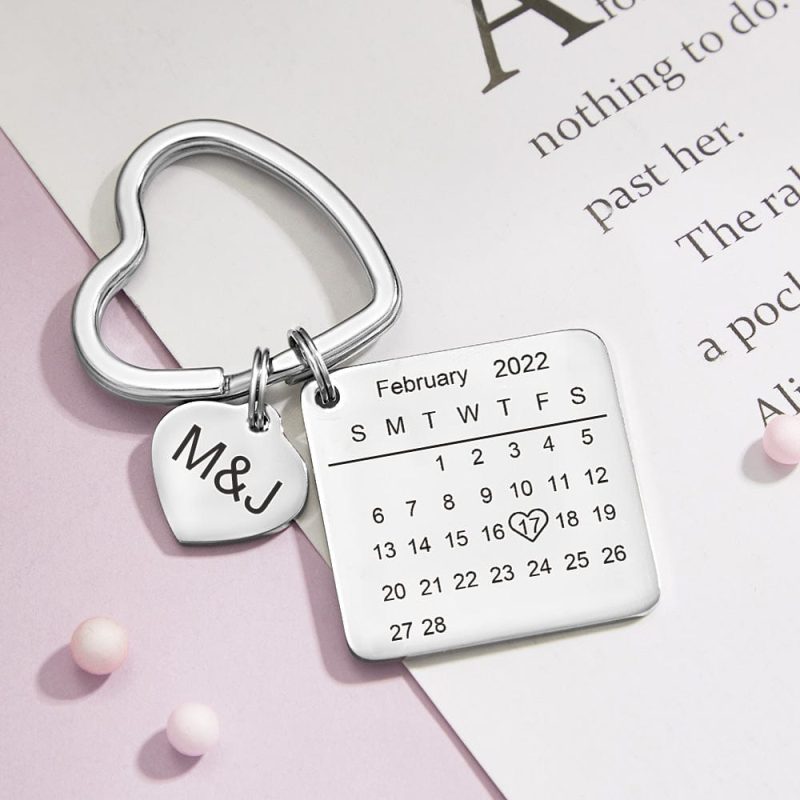 Custom Engraved Calendar Keychain Heart Key Ring Save the Date Keychain Anniversary Gift