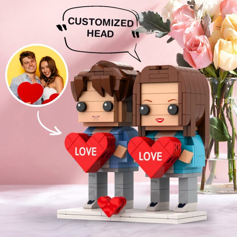 Couple Holding Heart Valentine’s Day Gift Brick Figures Personalized Couples Brick Figures Small Particle Block