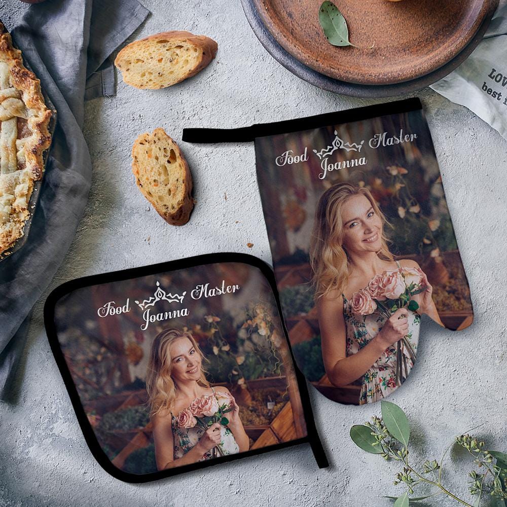 Personalized Oven Mitts & Pot Holders Set Baking Set Kitchen Gift For Her - Image 2