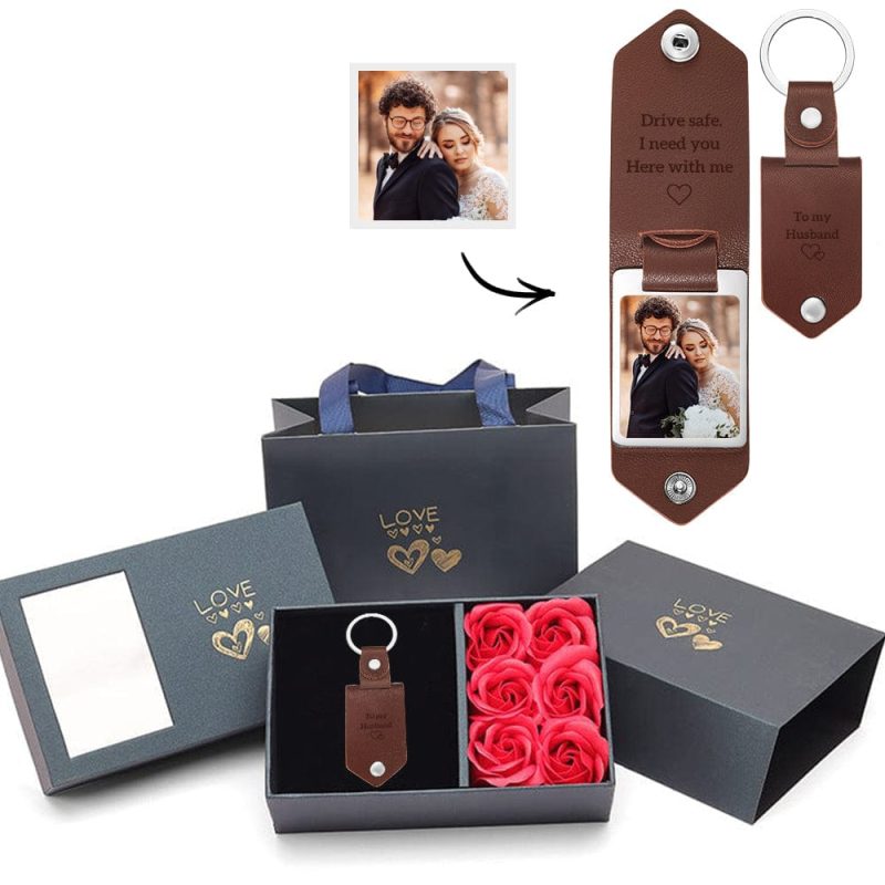 Custom Leather Keychain Personalized Engrave Keychain Anniversary Gift For Couple Birthday Gift with Flower Box
