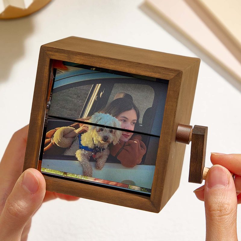 Custom Photo Flipbook Frame Animation Machine Mechanical Hand-cranked Photo Album with Light Unique Gifts for Pet Lovers